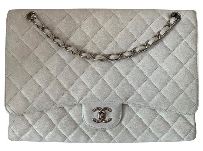 Timeless Chanel Branco Couro  ref.184787