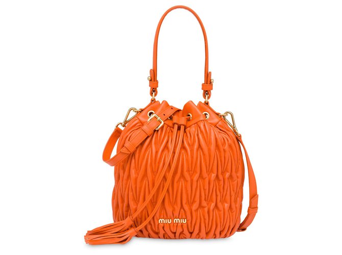 miu miu Beuteltasche Orange Leder  ref.184840