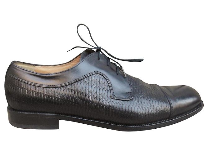 Bally black leather derbies 43