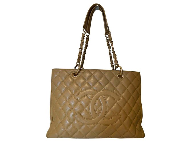 Chanel Bege Couro  ref.185169