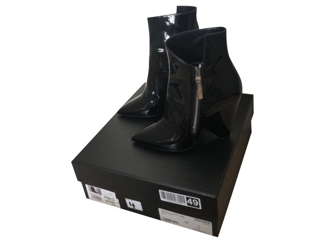 Saint Laurent Ankle Boots Black Patent leather  ref.185762