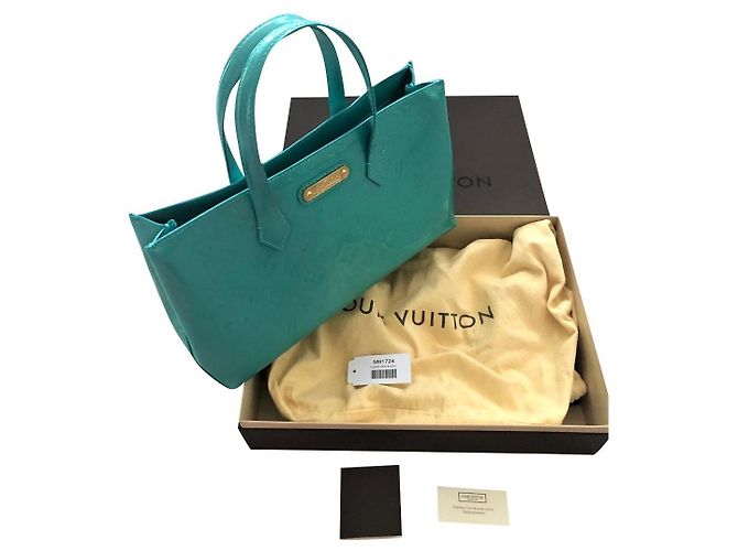 LOUIS VUITTON Wilshire Monogram Vernis Blue Lagoon