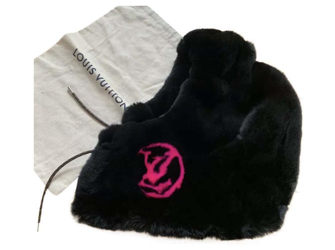 Louis Vuitton cappelli Nero Pelliccia
