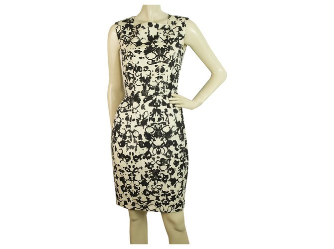 Yves Saint Laurent YSL Black & White Sleeveless Wool Pencil Sheath Dress Size 36 Multiple colors  ref.186330