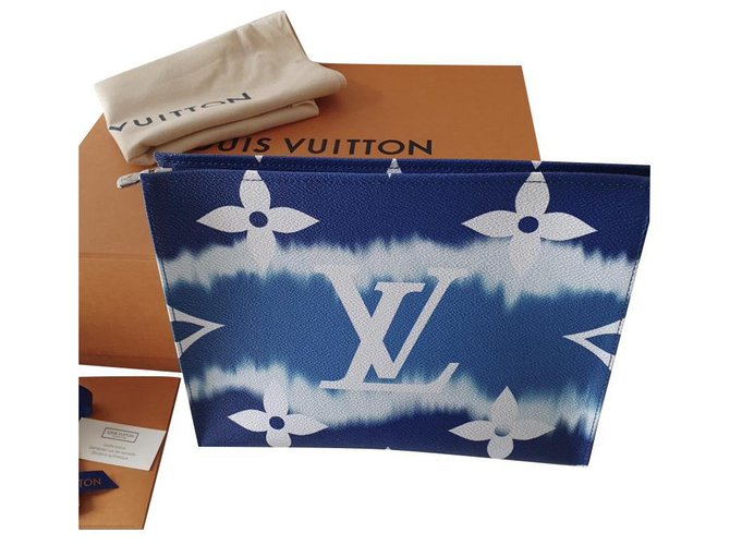 Louis Vuitton Pochettes Toile Bleu foncé  ref.186331