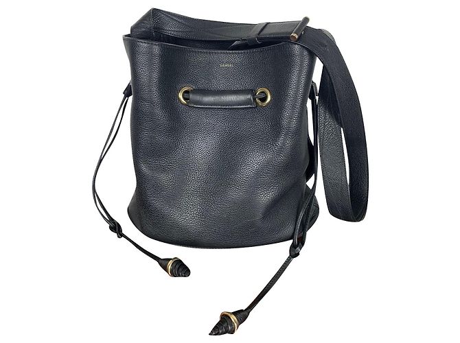Le Huit Lancel's Eight