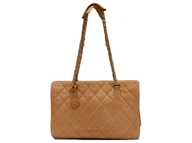 Timeless Chanel COMPRAS BEGE CLÁSSICA INTEMPORAL Couro  ref.187464