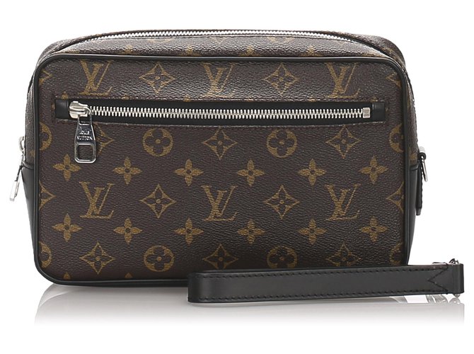 Bag > Louis Vuitton Kasai Clutch