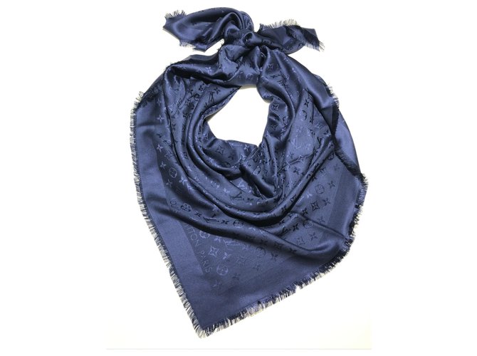 Louis Vuitton blue monogram Silk Wool  ref.188204
