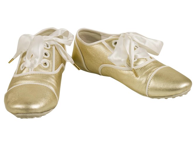 Zapatillas de cuero súper suaves Louis Vuitton Light Gold con cordones de cinta 38 Zapatos Dorado  ref.188531