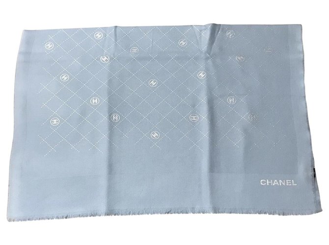 Châle Chanel bleu clair Soie Cachemire  ref.188681