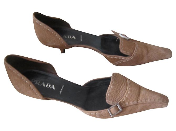 Scarpin Prada Camurça Caramelo