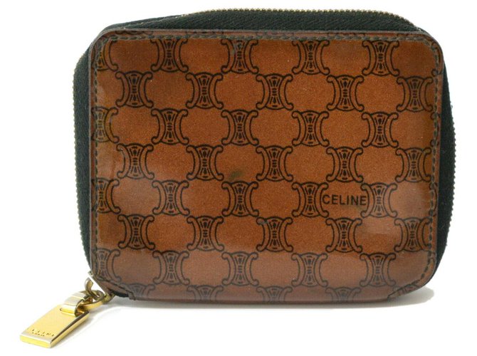 Céline Macadam Wallet Brown Patent leather  ref.188875