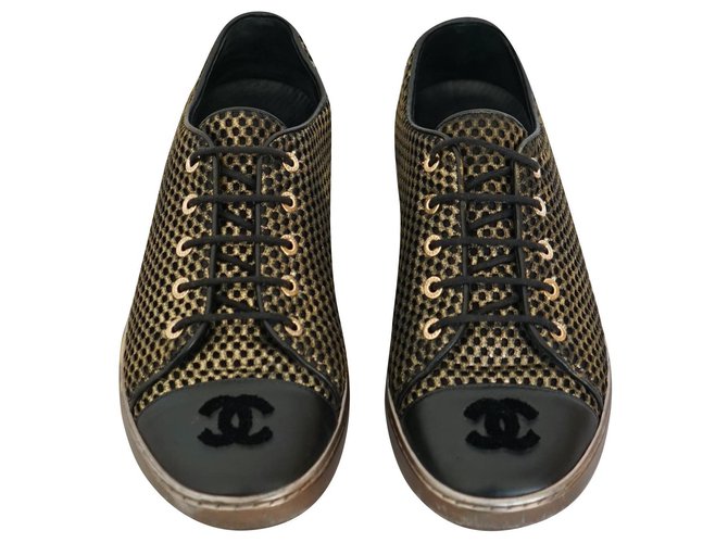 Chanel sneakers Cuir Nylon Noir Doré  ref.189535
