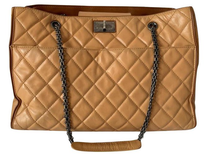 Chanel Beige Leather  ref.189548