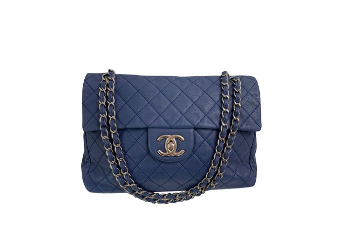 Timeless Chanel Blue Leather  ref.189859