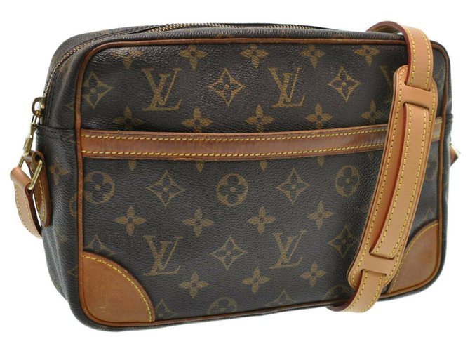 Brown Canvas Louis Vuitton Trocadero 27 Cloth ref.934560 - Joli Closet