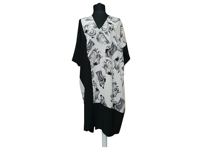 Costume National C'N'C Oversize Seidenkleid schwarz weiß
