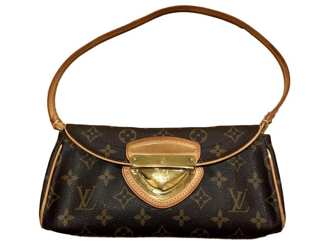 Louis Vuitton Handbags Brown Cloth  ref.190507