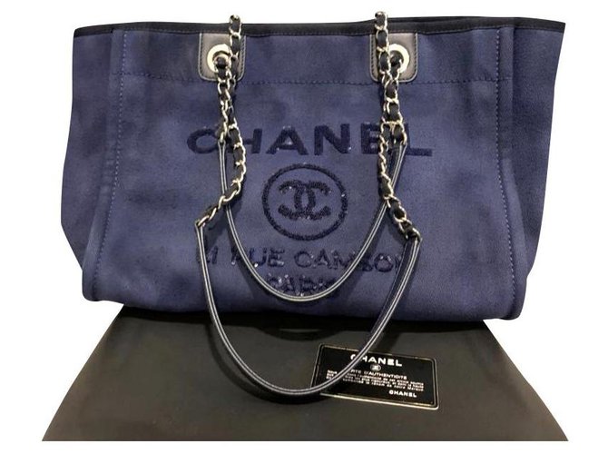 Chanel dunkelblaue Pailletten-Einkaufstasche mit großer Schulter Leinwand  ref.191533
