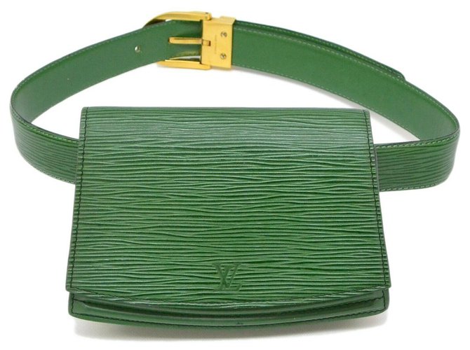 Louis Vuitton Pochette Verde Couro  ref.191995