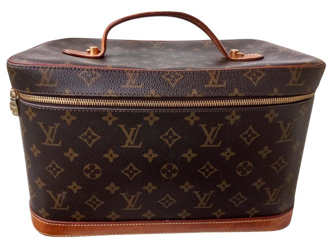 Louis Vuitton VANITY CASE Cloth  ref.192059