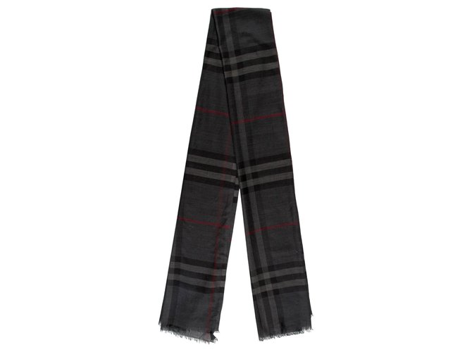 Burberry scarf Grey Silk  ref.192089