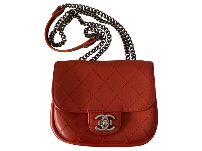Chanel Red Leather  ref.192122