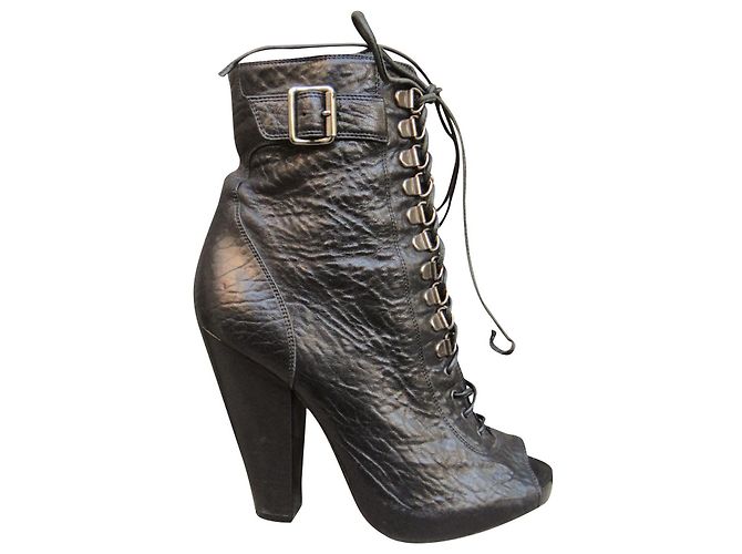 bottines open toes Givenchy p 37