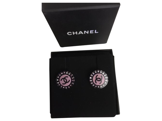 Cambon Chanel Ohrringe ( Durchbrüche) Pink Weiß Metall Harz  ref.192291