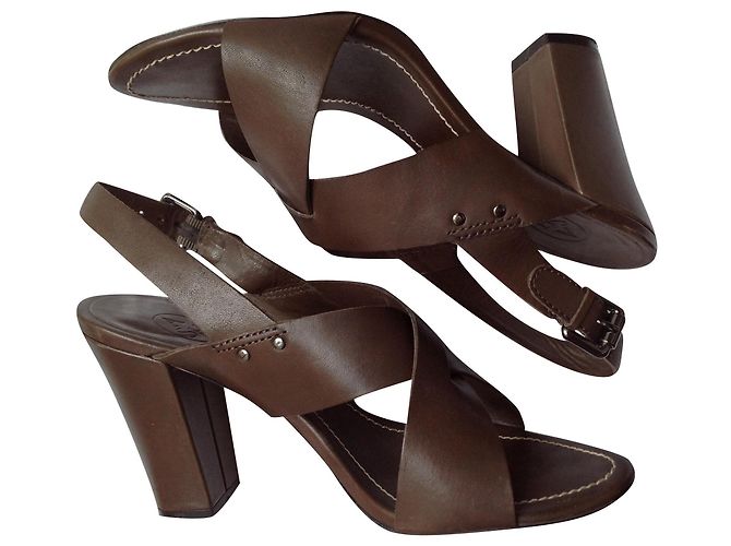 Sandali Ash in pelle marrone