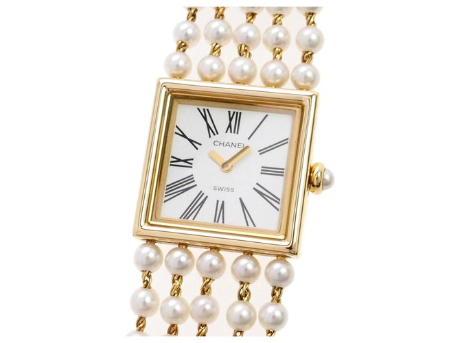 Relógio Chanel Mademoiselle Pearl Branco Dourado Metal Pérola  ref.192572