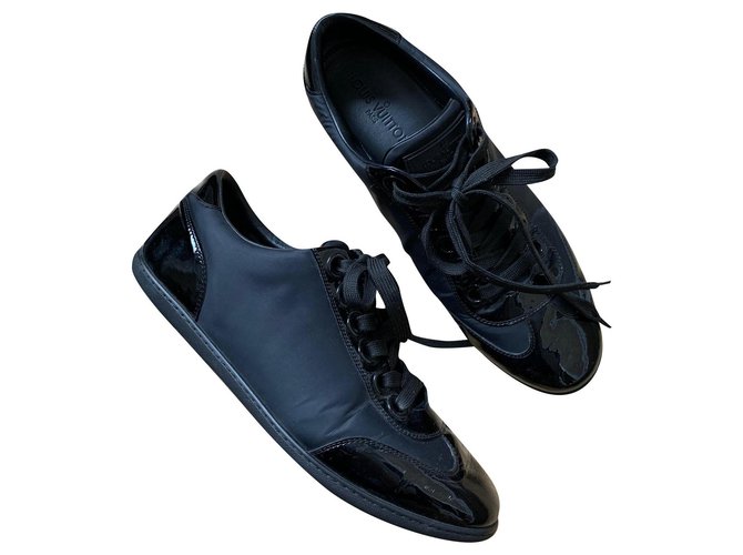 Louis Vuitton Sneakers Black Leather  ref.192597
