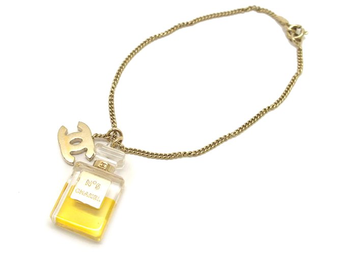 aprococo - CHANEL Vintage chunky gold-tone Chain Belt & No.5 Perfume Bottle  Charm