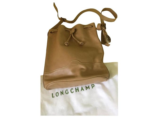 Borsa a secchiello Longchamp in pelle beige