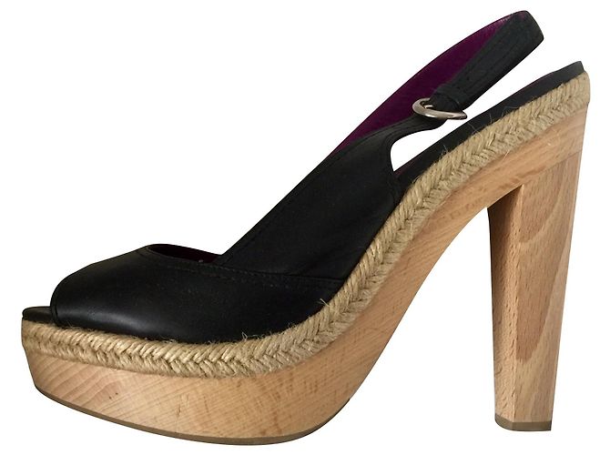 Sergio Rossi Slingback peeptoes in leather Black