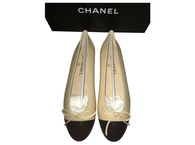 Vintage chanel ballet online flats