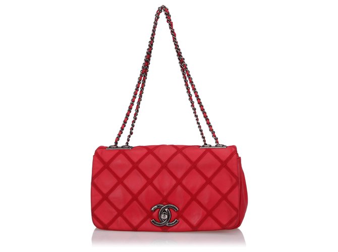 Chanel Pink Small Diamond Stitch Leather Flap Bag Pony-style calfskin  ref.193303 - Joli Closet