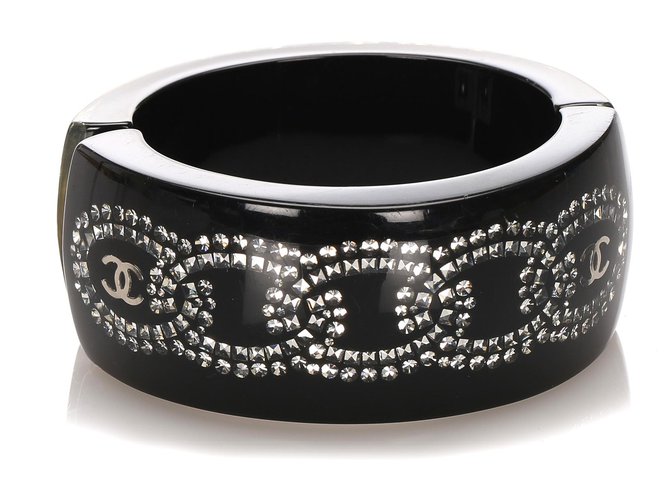 Bracelete de resina Chanel Black CC Preto Cinza Plástico  ref.193318
