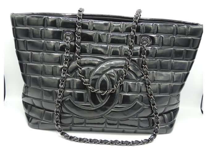 chanel large leather tote