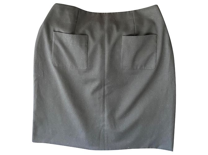 Saia Chanel Uniform preta tamanho 42 Preto
