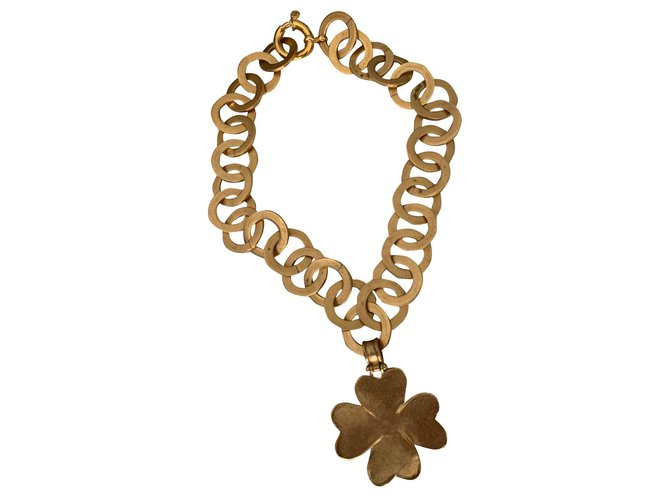 Chanel Lunghe collane D'oro Metallo  ref.194378