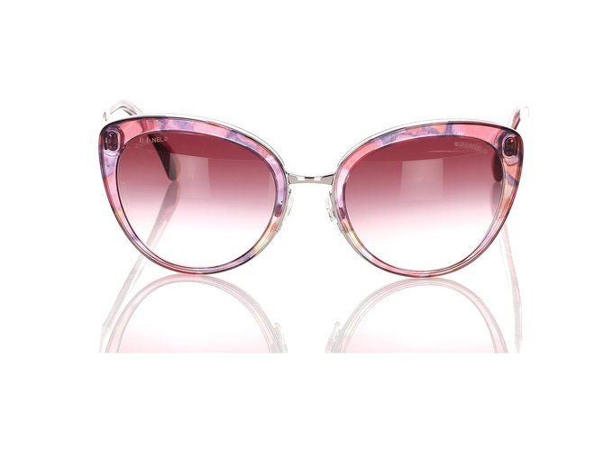 Chanel Pink Cat Eye Tinted Sunglasses Purple Plastic ref.194771 - Joli  Closet