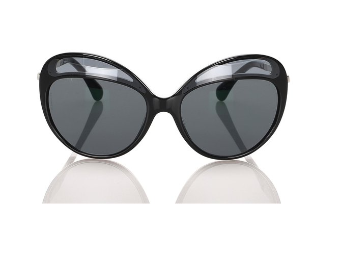 Gafas de sol con espejo redondo negro Chanel Plata Plástico  ref.195027