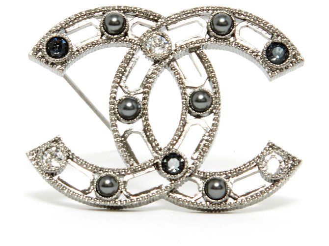 Chanel dark silver cc pearls rhinestones Métal Argenté  ref.195118