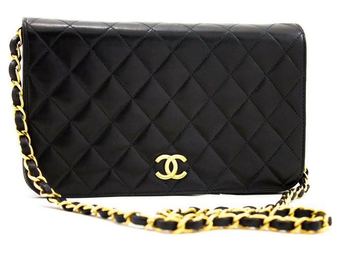 Chanel handbag Black Leather  ref.195179