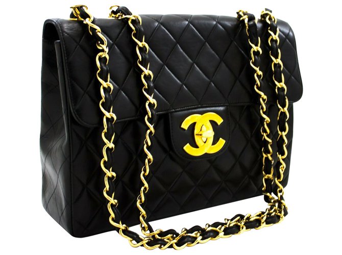 Chanel shoulder bag Black Leather  ref.195190