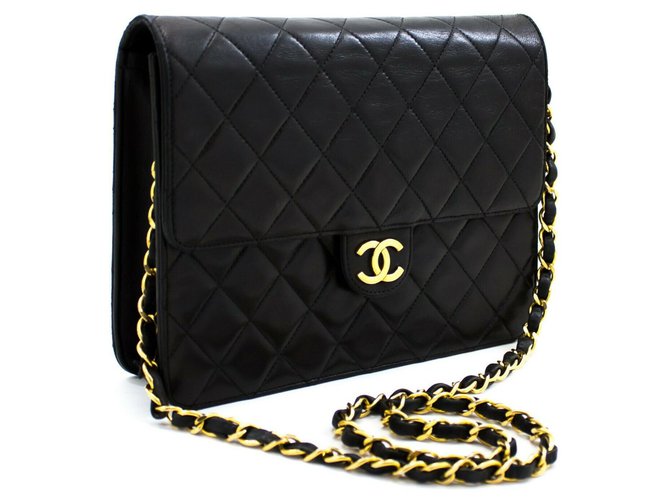 Chanel shoulder bag Black Leather  ref.195220
