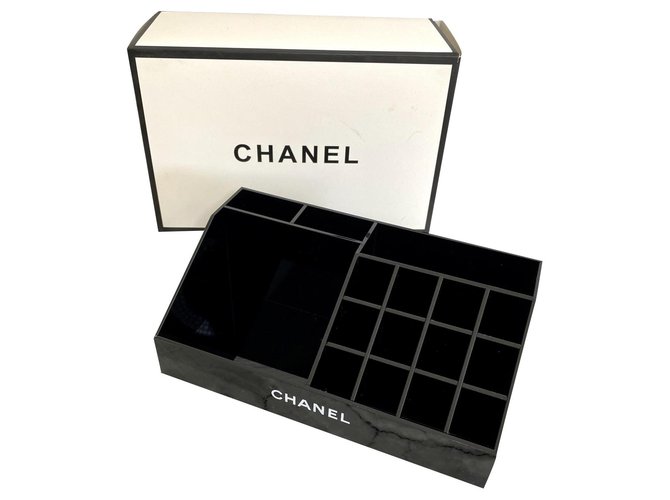 Lækker Tilsyneladende væv Chanel Makeup Display Black Plastic ref.195459 - Joli Closet