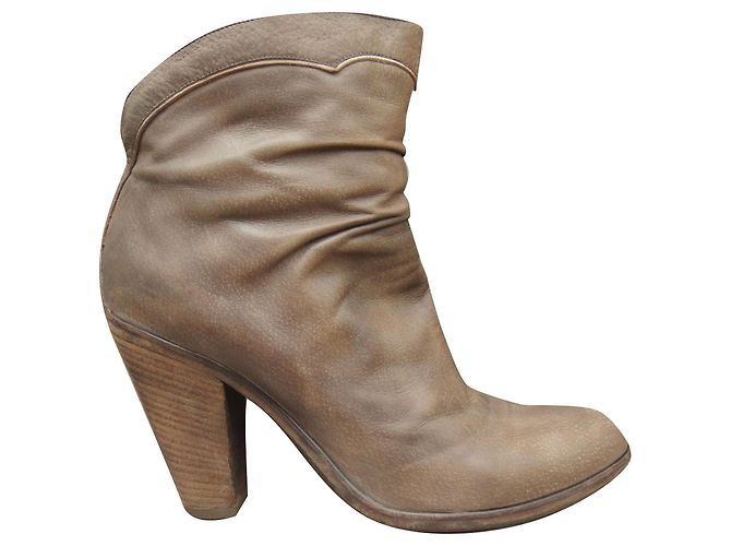 Botas Sartore de piel beige 42